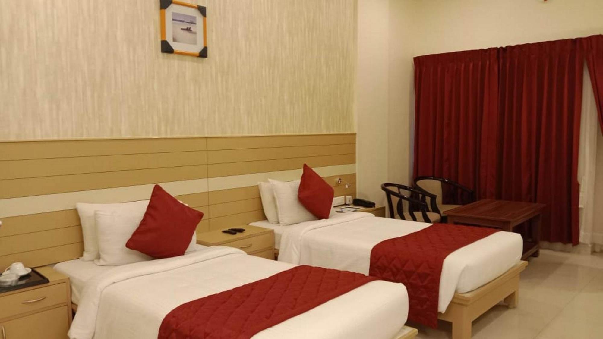 Hotel Dsf Grand Plaza Tuticorin Exterior foto